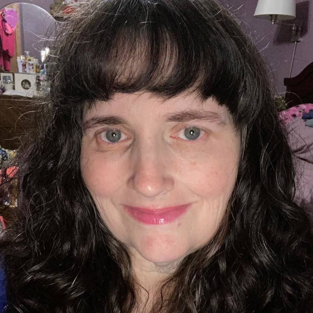 Meet your Posher, Monica